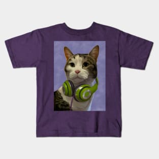 Cat w/headphones Kids T-Shirt